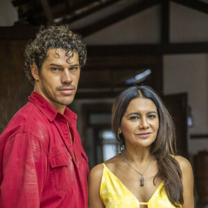 Filó (Dira Paes) é mãe de Tadeu (José Loreto) na novela 'Pantanal', mas José Leôncio (Marcos Palmeira) nãoé pai do peão