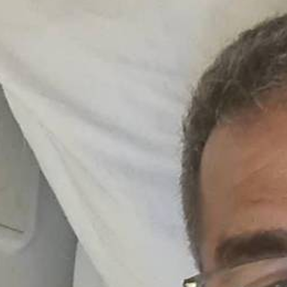 Pai de Anitta: investigou-se a possibilidade de uma metástase, mas os exames deram negativo