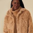  Casaco feminino com efeito felpudo é descolado para looks de frio: essa aqui é a Jaqueta Shacket de Pelos, Amaro 