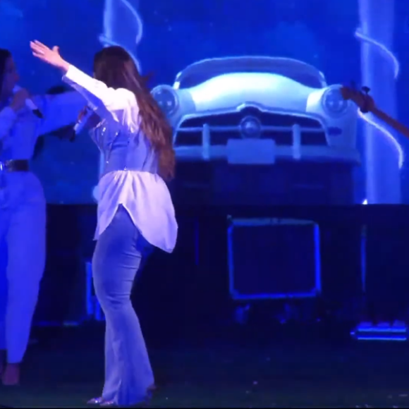 Simaria entrou no palco na 5ª música, com pouco mais de 10 minutos de apresentação