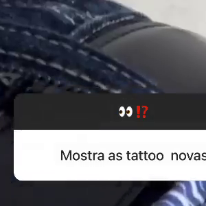 João Guilherme admite que tatuagem no bumbum estava escondida há anos