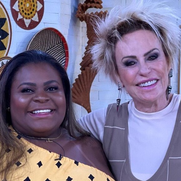 No 'Mais Você', Jojo Todynho foi levada às ruas do Rio do Janeiro para dar conselhos a outras mulheres