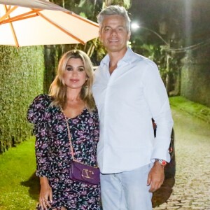 Flávia Alessandra e Otaviano Costa curtiram festa de Ingrid Guimarães no Rio de Janeiro