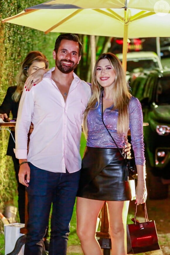 Dani Calabresa foi com o namorado,  Richard Neuman, à festa de Ingrid Guimarães no Rio de Janeiro