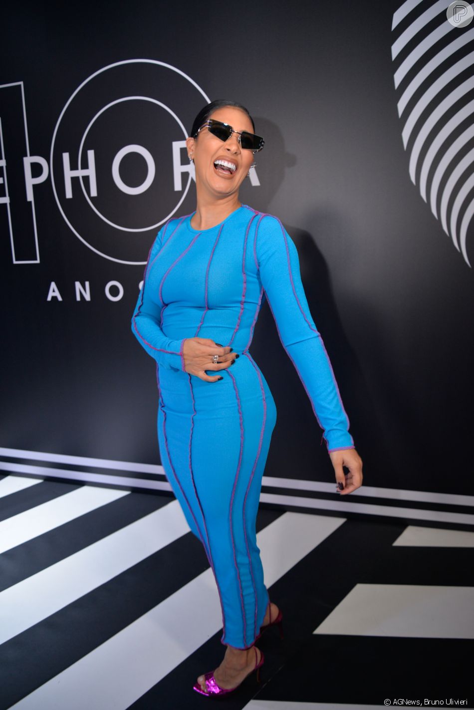 Simaria estava radiante na primeira aparição pública após afastamento dos palcos