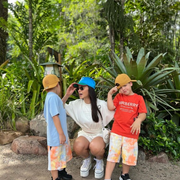 Andressa Suita tem compartilhado detalhes da viagem com os filhos nas redes sociais