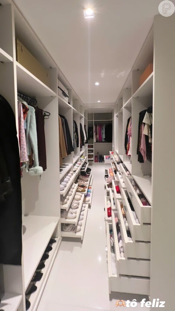 Jade Picon mostra o closet e tamanho impressiona