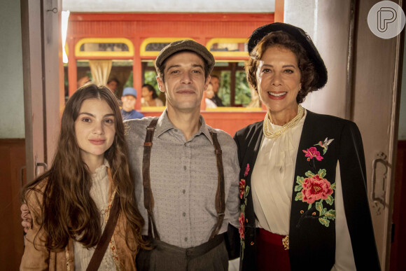 Contra a vontade da mãe, Lisiê, Tenório fica em Campos e se casa com Olívia, na novela 'Além da Ilusão'