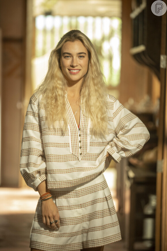 Érica, grávida de José Lucas de Nada, volta para a fazenda de José Leôncio, na novela 'Pantanal'