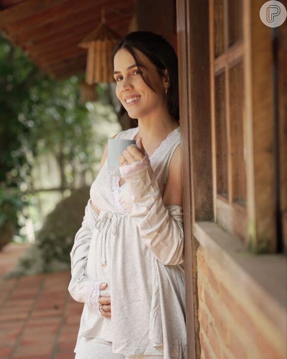 Pérola Faria precisou antecipar o parto devido a uma colestase gestacional
 