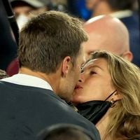 Gisele Bündchen sai de casa após briga com Tom Brady. Entenda!