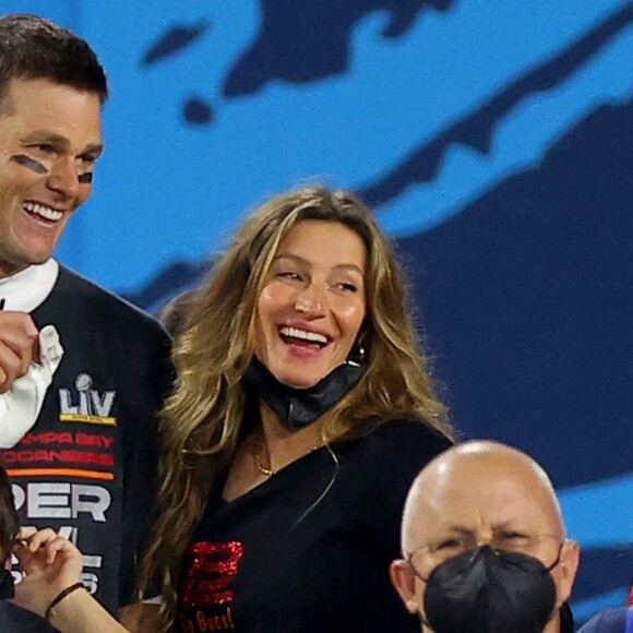 Briga entre Gisele Bündchen e Tom Brady teria sido porque o atleta desistiu de se aposentar