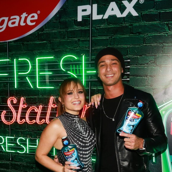 Larissa Manoela tem curtido o Rock in Rio com o namorado, André Luiz Frambach