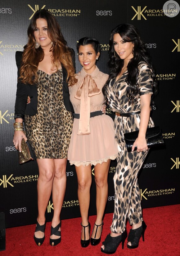 Khloe Kardashian, Kourtney Kardashian e Kim Kardashian lançam a Kardashian Kollection para a loja Sears