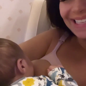 Viviane Araujo: 'Você vai realmente entender, aprender o jeito certo de estar amamentando seu bebê, o jeito de você entregar o seu peito pra ele'