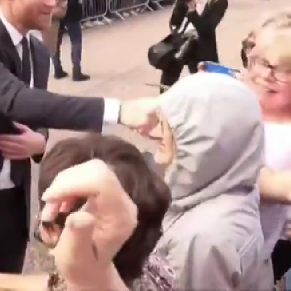 Presença de Meghan Markle e Harry em Windsor chamou atenção do público