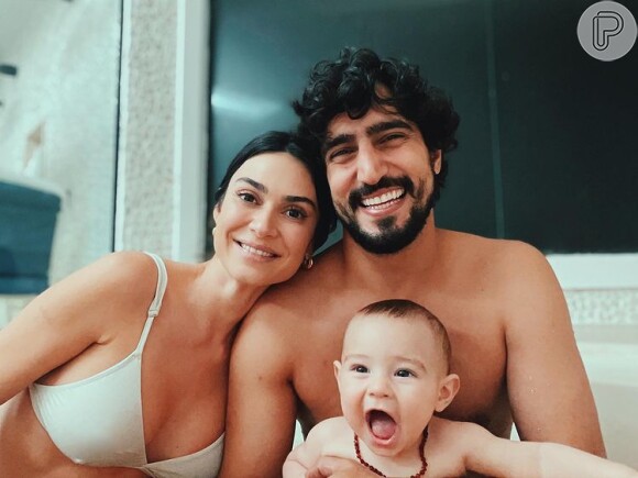 O filho de Thaila Ayala e Renato Góes encanta pela simpatia