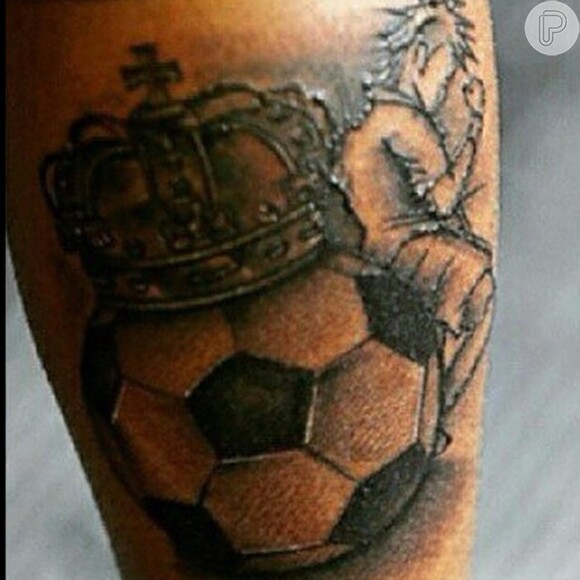 Detalhe da nova tatuagem de Neymar