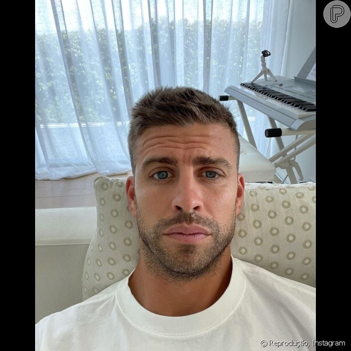 Gerard Piqué traiu Shakira com a modelo Bar Refali. A informação é do  paparazzo Jordi Martin - Purepeople