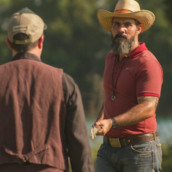 Tenório (Murilo Benício) vai ser morto por Alcides (Juliano Cazarré) no capítulo da novela 'Pantanal' desta terça-feira 4 de outubro de 2022