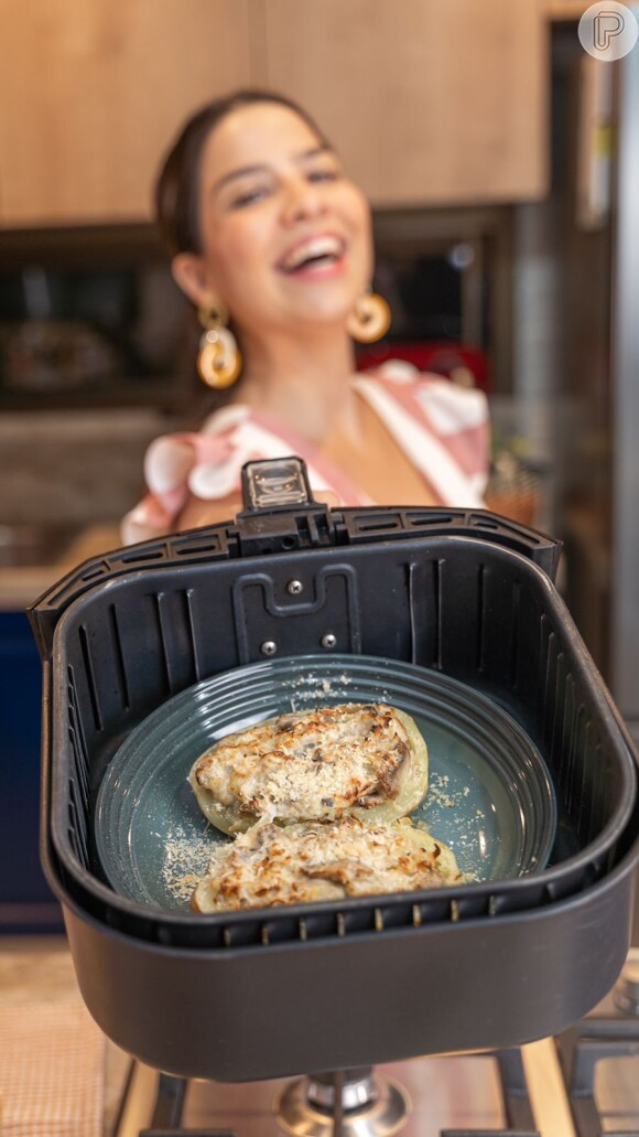 Bruna Hermogenes, especialista em gastronomia, ensina como inovar na cozinha sem carne e apenas com o uso da airfryer