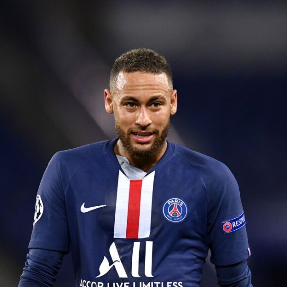 Neymar está sendo acusado por corrupção