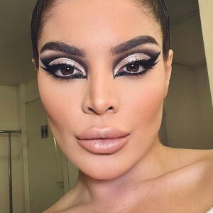 Gkay comprou uma bolsa de pombo no valor de R$ 5 mi