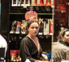 Giovanna Antonelli aproveitou o dia de folga de 'Travessia' em um shopping do Rio de Janeiro
