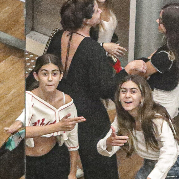 Filha de Giovanna Antonelli provaram que puxaram o carisma da mãe em flagra de paparazzo
