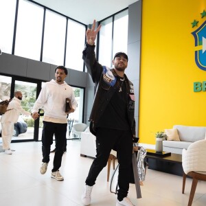 Neymar participou de uma live a favor do atual presidente
