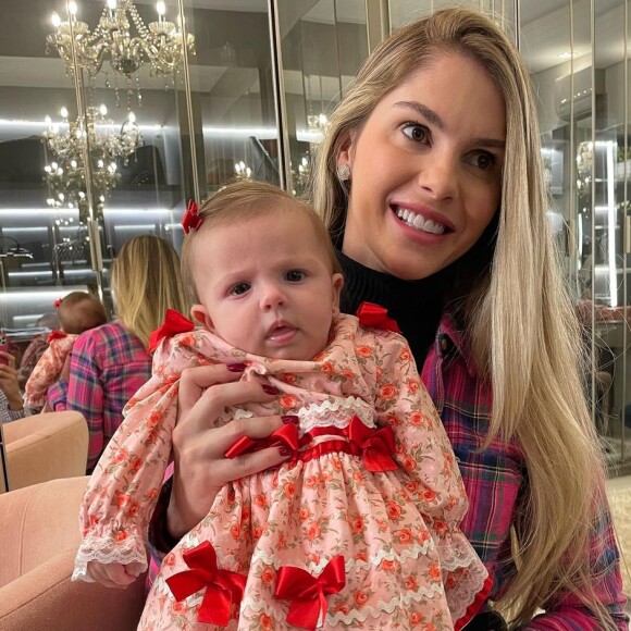 Bárbara Evans é mãe de Ayla, de 6 meses