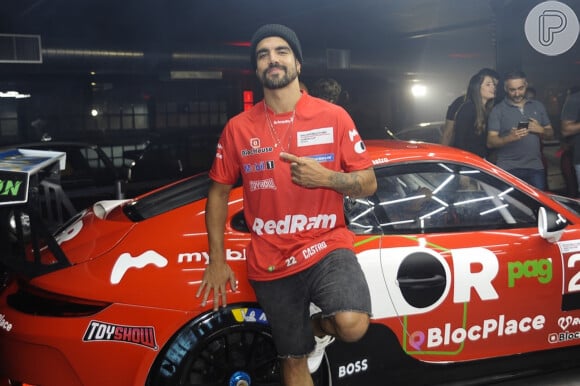 Além do trabalho na atuação, Caio Castro é piloto na Porsche Cup