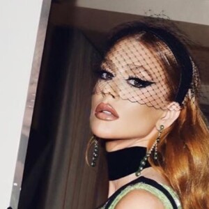 Vestido de festa verde usado por Marina Ruy Barbosa e Giovanna Ewbank é da marca Erdem