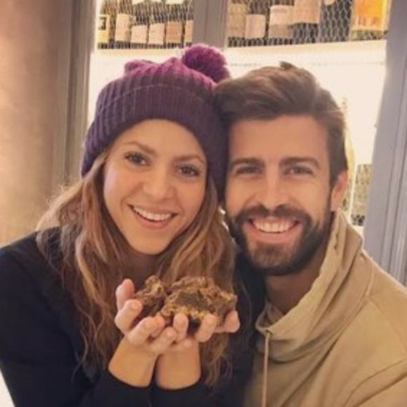 Shakira e Gerard Piqué contribuirão para o pagamento das despesas das viagens dos filhos até a Espanha para ficar com o pai