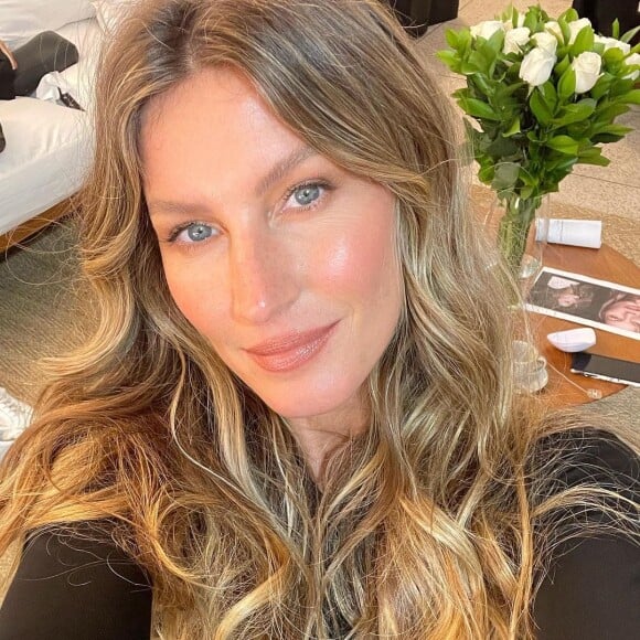 Gisele Bündchen está solteira desde o fim do casamento com Tom Brady