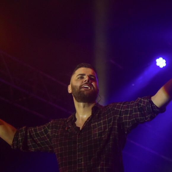 Zé Neto também tranquilizou os fãs sobre seu estado de saúde nas redes sociais