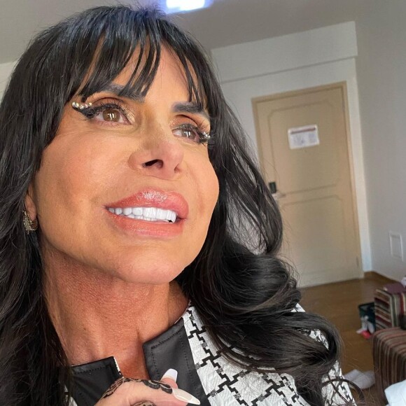 Gretchen chama atenção nas redes sociais por se envolver em polêmicas