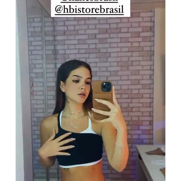 Foto de Mel Maia de calcinha e sutiã fez a web encher a caixa de comentários da atriz com piadas sobre MC Daniel