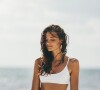Em dia de praia, o protetor solar deve ser reaplicado a cada duas horas pois o corpo fica muito exposto