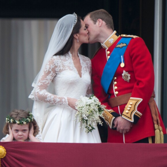 The Crown: série poderá mostrar o início do relacionamento de William e Kate