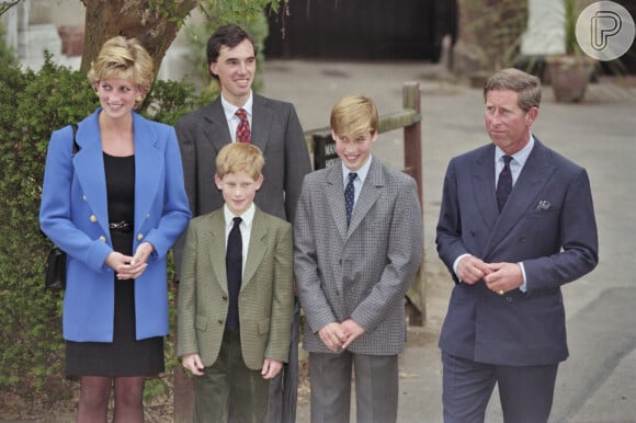 The Crown: aniversário de 100 anos da rainha mãe e morte de Diana serão temas da temporada seis