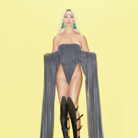 Sabrina Sato encerrou a noite com um body Han Kjøbenhavn