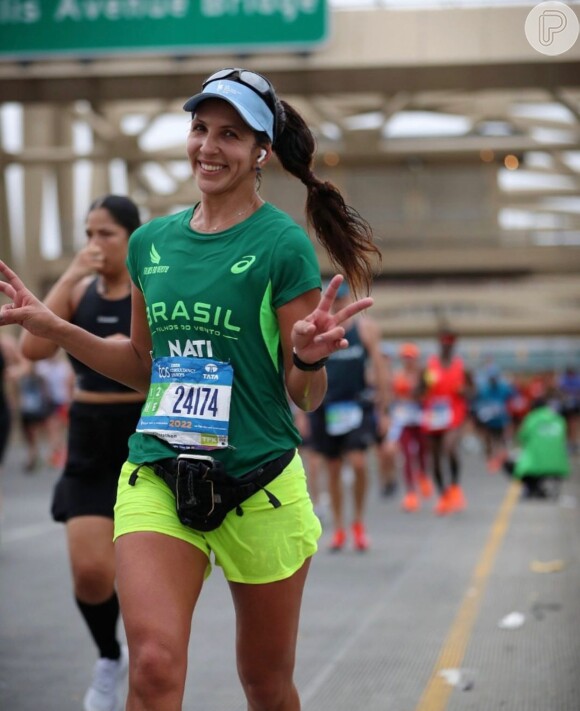 Influenciadora Nathalia Gomes é praticante de jiu jitsu, surf, corrida, bicicleta e também faz nado