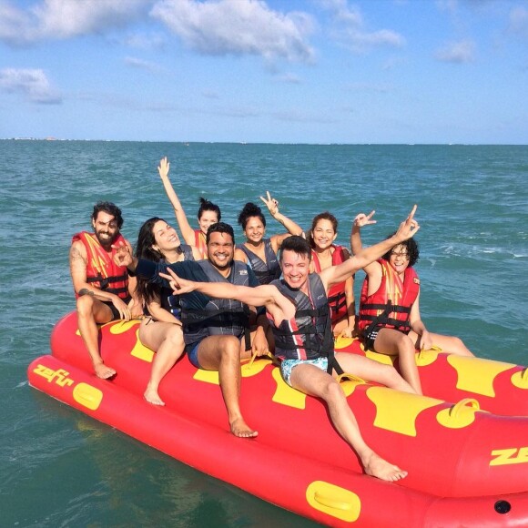 Juliette está passando o final de amigo na companhia de amigos em João Pessoa