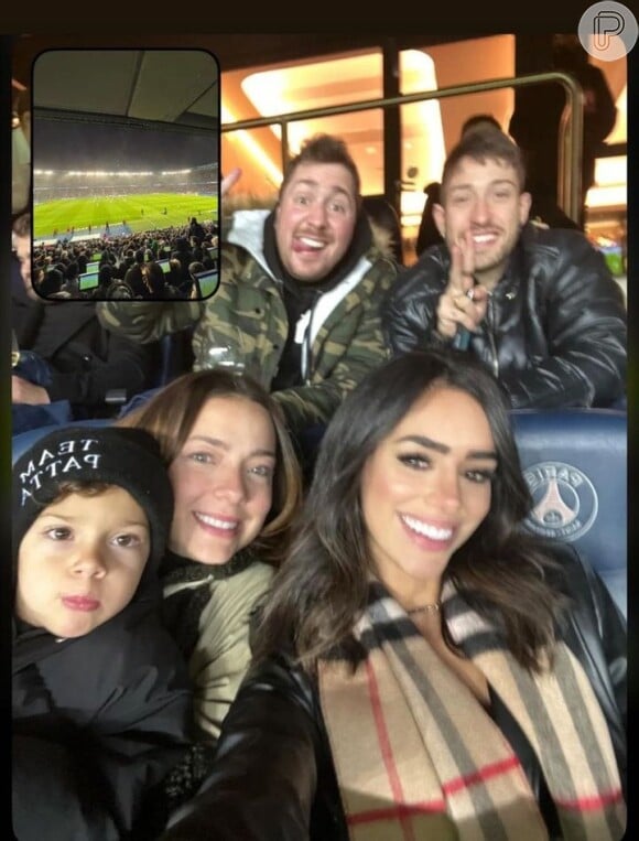 Bruna Biancardi assistiu a um jogo do PSG com Carol Dantas e outros amigos de Neymar