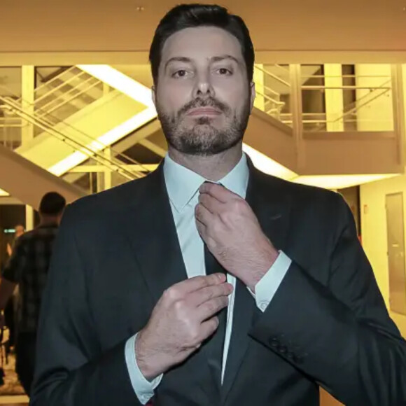 Danilo Gentili ainda debochou de Eduardo Bolsonaro