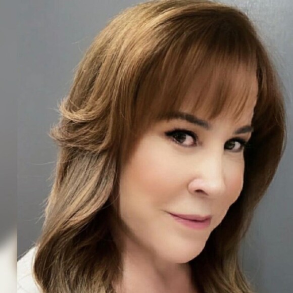 Zilu Godoi: 'Qualquer semelhança é mera coincidência', 'Parecida com alguém' e 'Hummm, esse cabelão preto' foram alguns dos comentários da publicação 