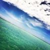 Foto de Grazi Massafera mostra o mar cristalino do paraíso onde ela estava