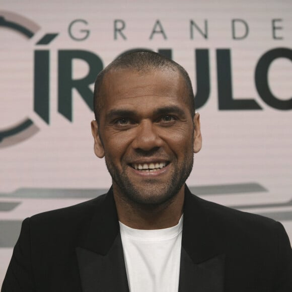 Daniel Alves é acusado de estupro e outras agressões a uma jovem de 23 anos em 30 de dezembro de 2022 em boate da Espanha