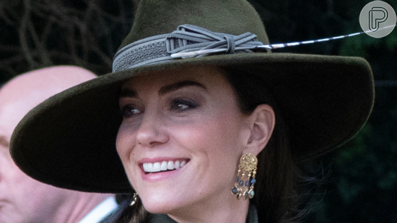 Kate Middleton desfilou, em dezembro, com um par de brincos dado por Príncipe William